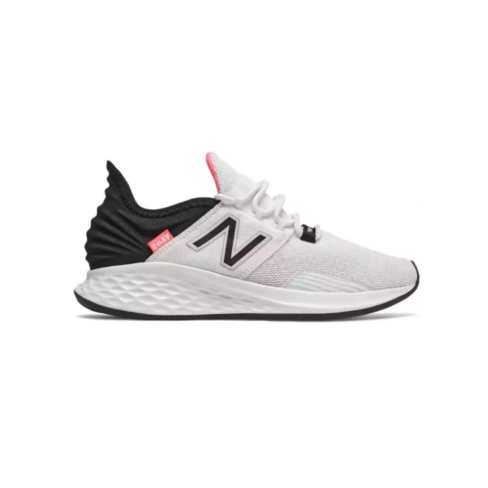 New Balance Women’s Fresh Foam Roav V1 - Black / White Sneakers - Medium