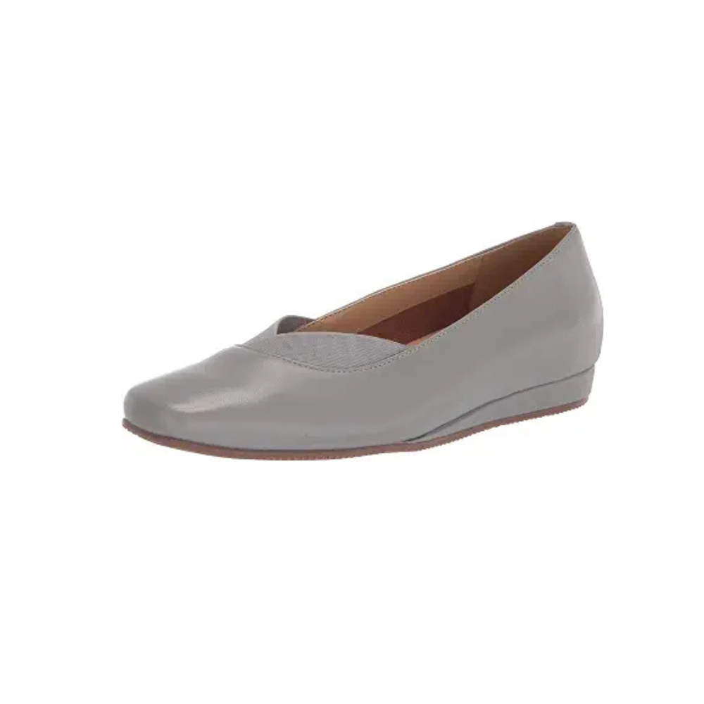 SoftWalk Vianna Women's Square-Toe Leather Loafer Flat - Misty Blue