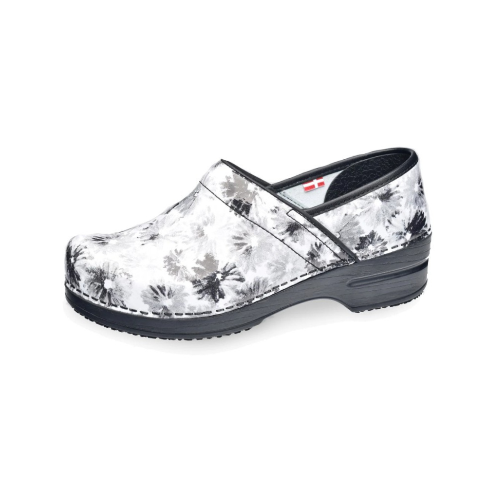 Sanita Inkwell Printed Patent Women’s Clogs – Black