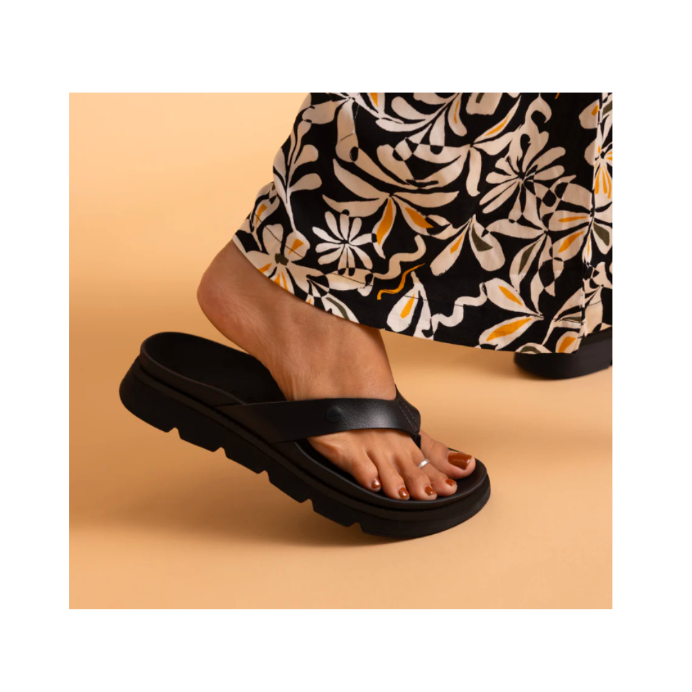 REEF Vista Luxe Vivianahh Women’s Sandals – Black/Black