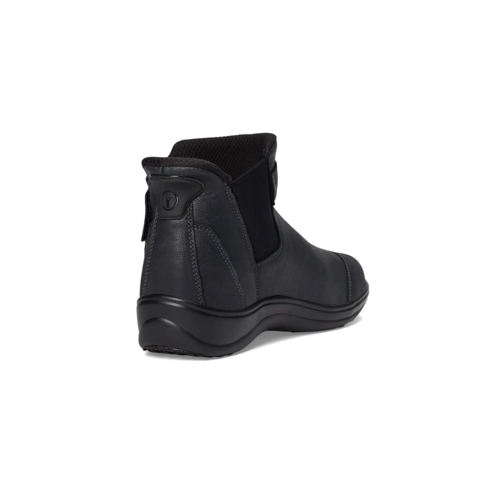 OrthoFeet Women's Blaire Hands-Free Boot - Black