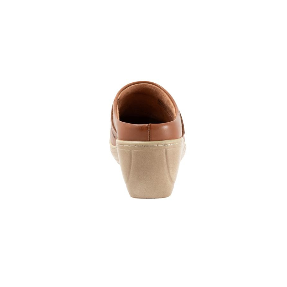 SoftWalk Women's Melita Leather Comfort Clog - Luggage