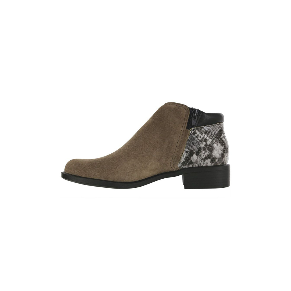 SAS Women's Bethany Leather Ankle Boot - Comfort Slip-On - Tumbleweed