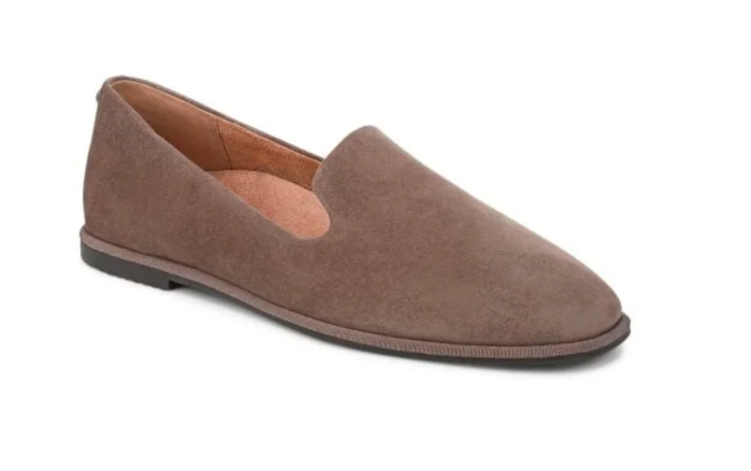 Vionic Women's Willa 2.0 Driftwood Leather Suede Loafer